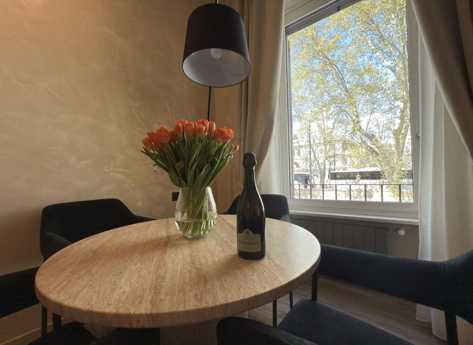 Apartment Pantheon Urbes Collection